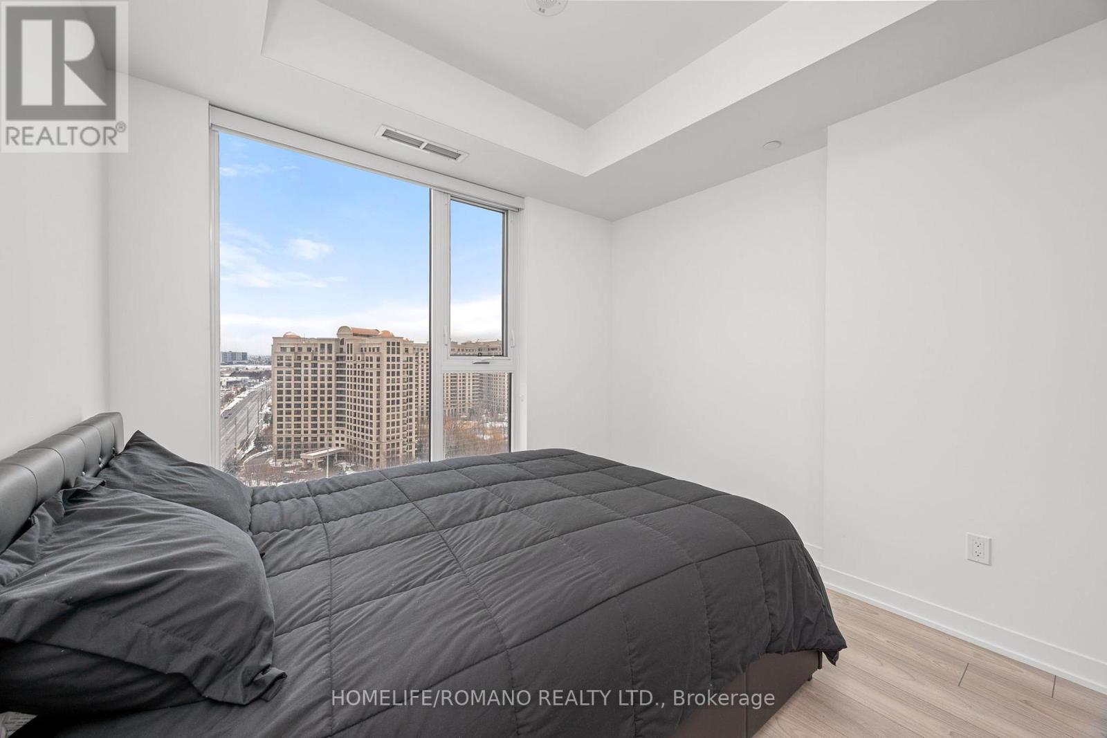 1426 - 498 Caldari Road, Vaughan, Ontario  L4K 2N9 - Photo 18 - N12613874