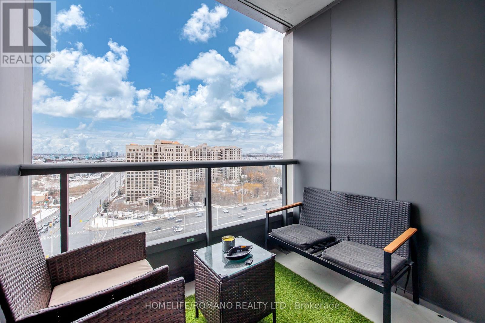 1426 - 498 Caldari Road, Vaughan, Ontario  L4K 2N9 - Photo 21 - N12613874