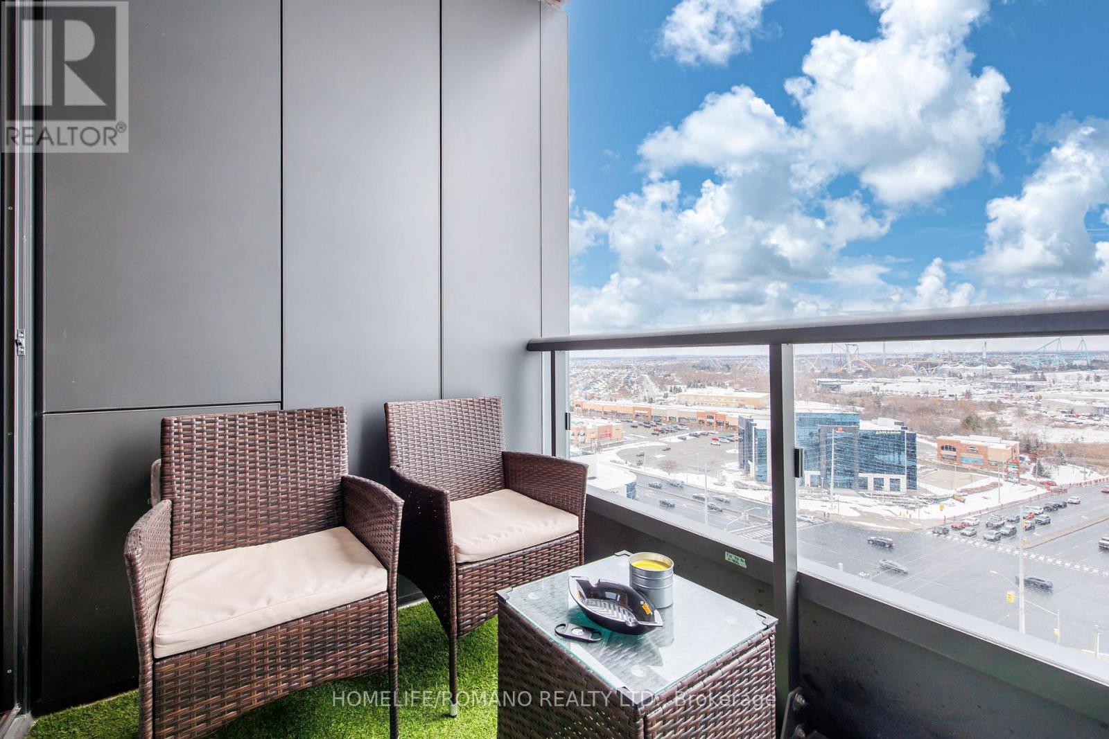 1426 - 498 Caldari Road, Vaughan, Ontario  L4K 2N9 - Photo 22 - N12613874