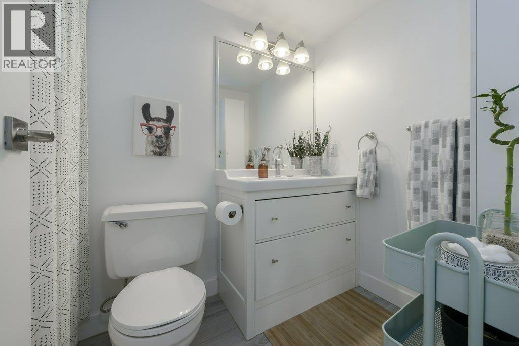 301 29 Nanaimo Street, Vancouver, British Columbia V5L 4Z6 - Photo 21 - R3071387