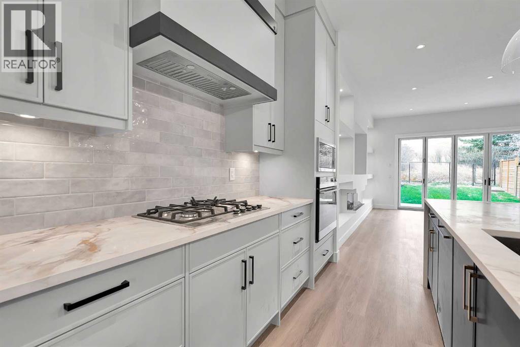 2526 7 Avenue Nw, Calgary, Alberta  T2N 1A4 - Photo 10 - A2269153