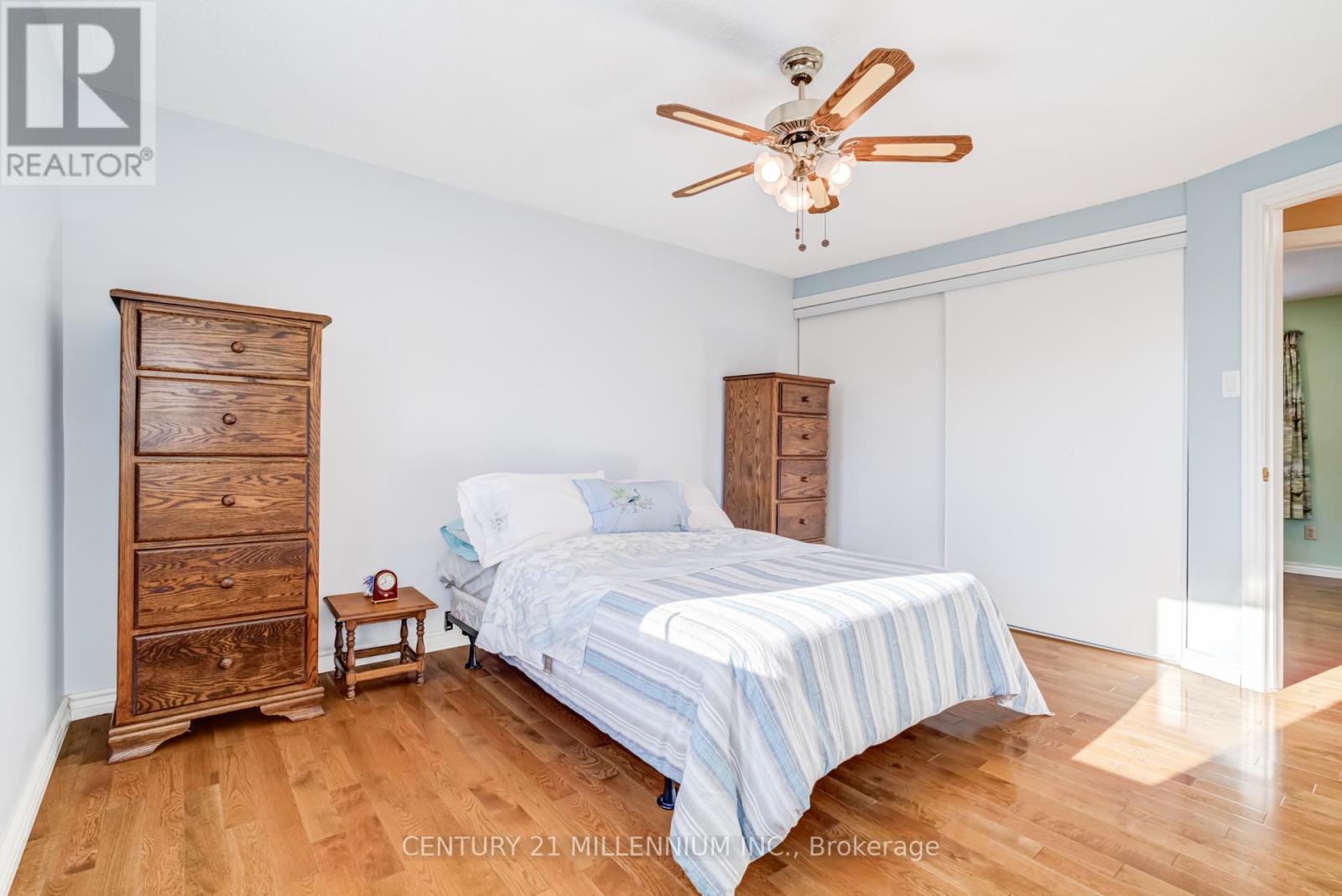 20 Peelton Heights Road, Brampton (Brampton South), Ontario  L6Y 2J2 - Photo 13 - W12613802