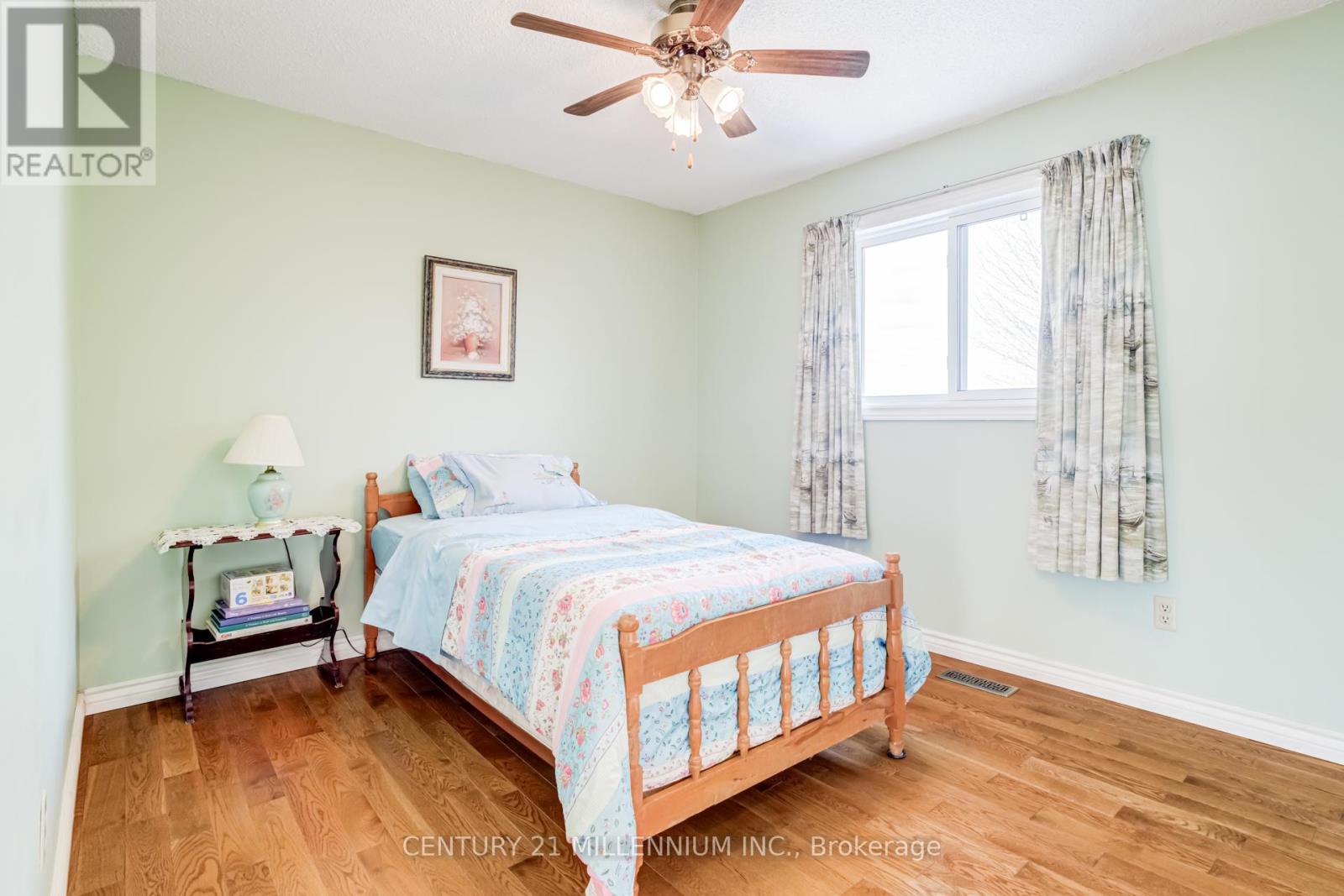 20 Peelton Heights Road, Brampton (Brampton South), Ontario  L6Y 2J2 - Photo 15 - W12613802