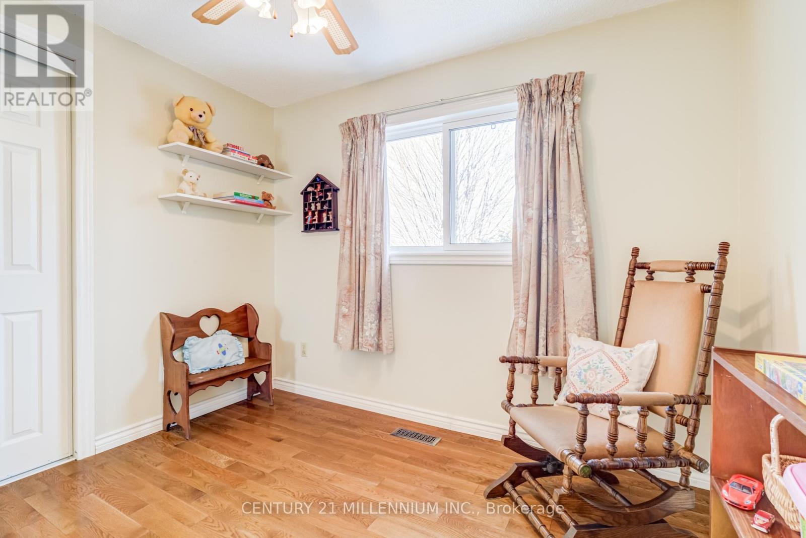 20 Peelton Heights Road, Brampton (Brampton South), Ontario  L6Y 2J2 - Photo 17 - W12613802