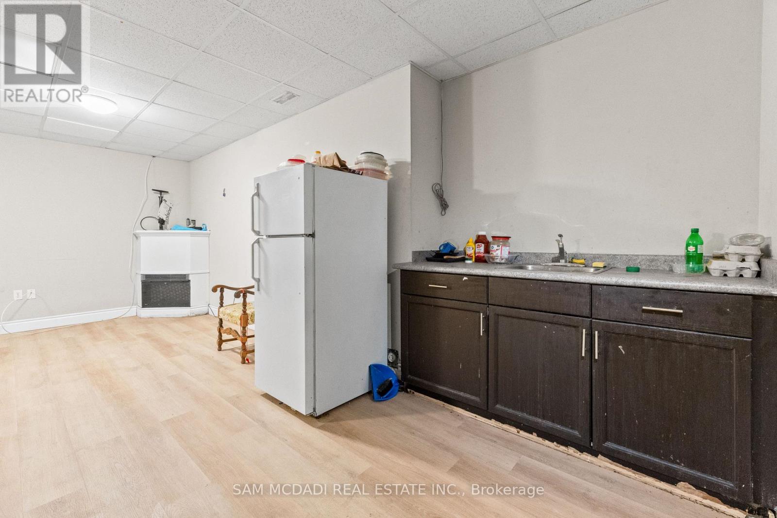 1073 Gabriel Place, Burlington, Ontario  L7R 4J6 - Photo 29 - W12613804