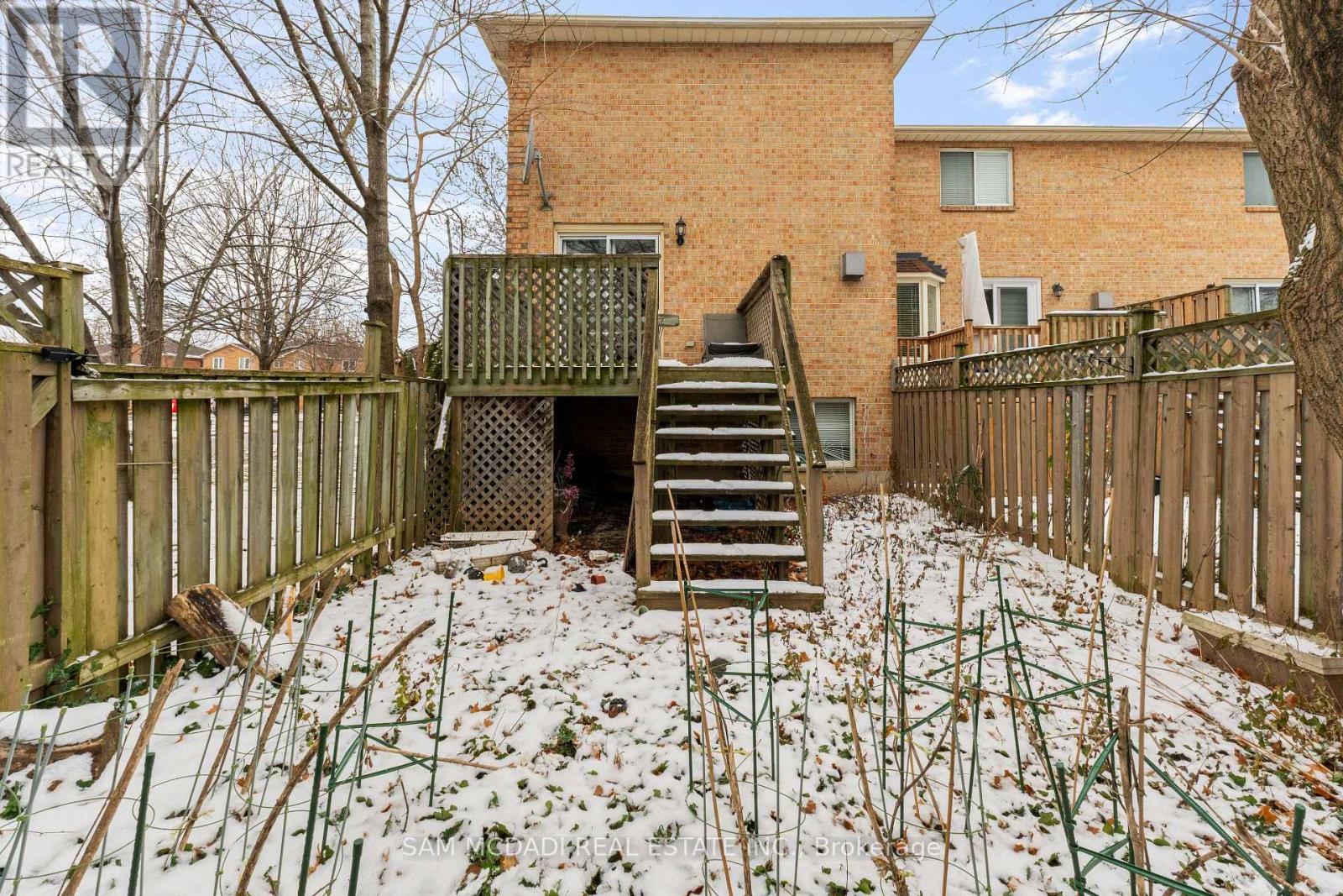 1073 Gabriel Place, Burlington, Ontario  L7R 4J6 - Photo 32 - W12613804