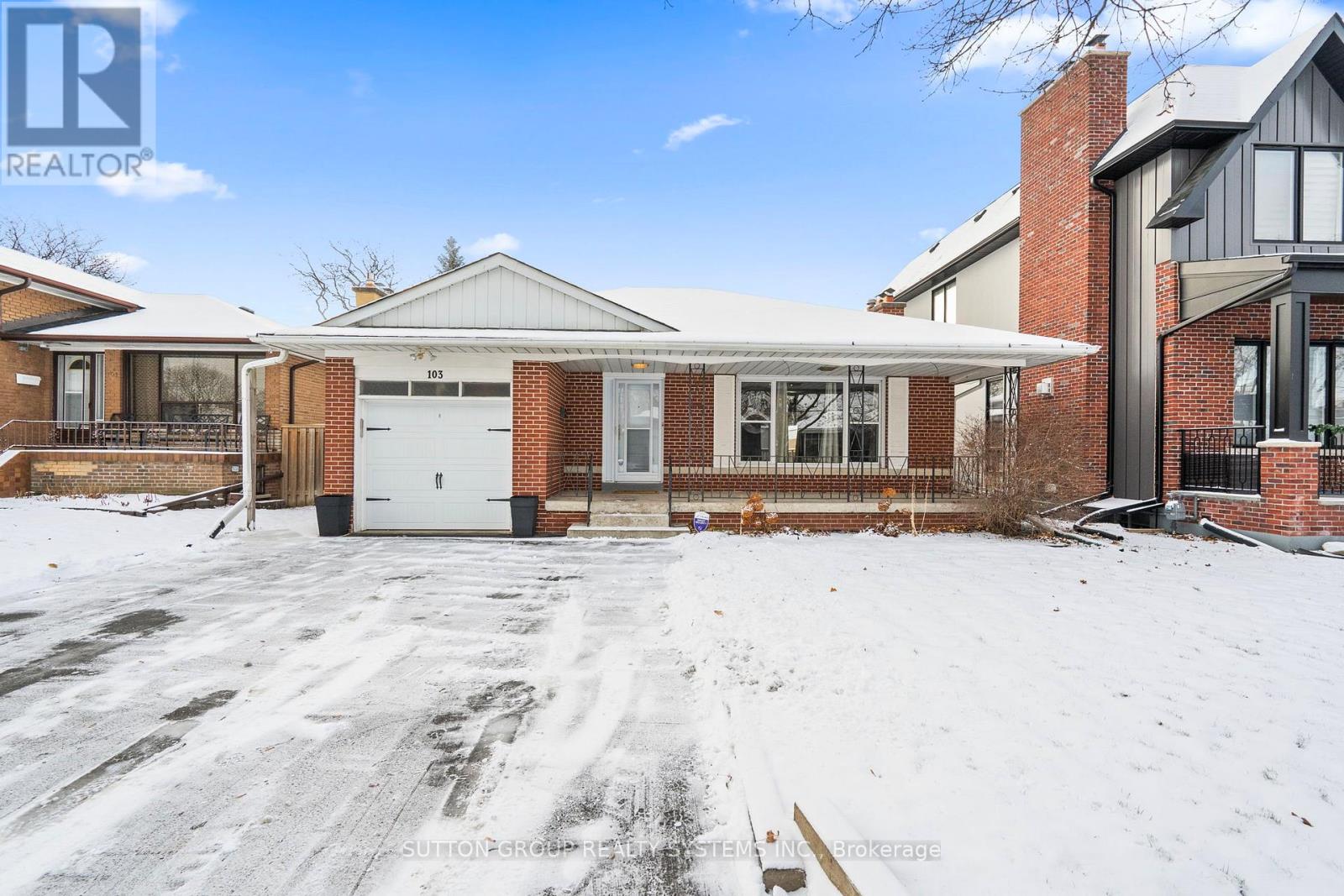 MAIN FLOOR - 103 SUMMITCREST DRIVE, Toronto, Ontario