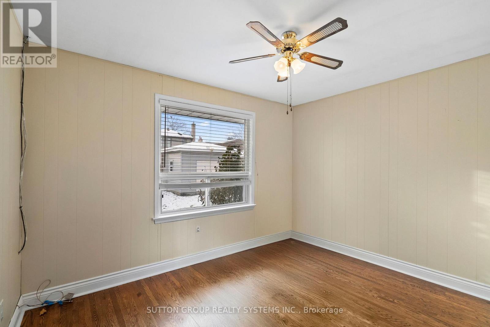 Main Floor - 103 Summitcrest Drive, Toronto, Ontario  M9P 1H7 - Photo 28 - W12613824