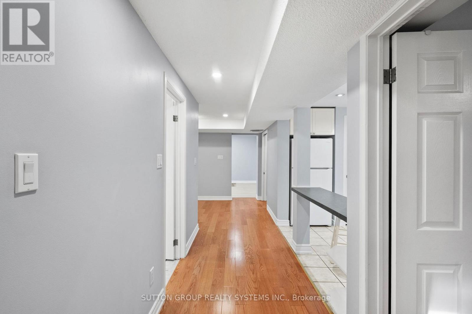 Basement - 103 Summitcrest Drive, Toronto, Ontario  M9P 1H7 - Photo 17 - W12613828