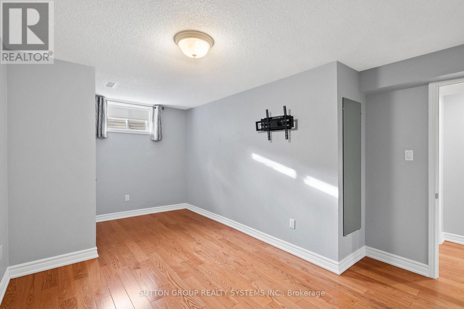Basement - 103 Summitcrest Drive, Toronto, Ontario  M9P 1H7 - Photo 18 - W12613828