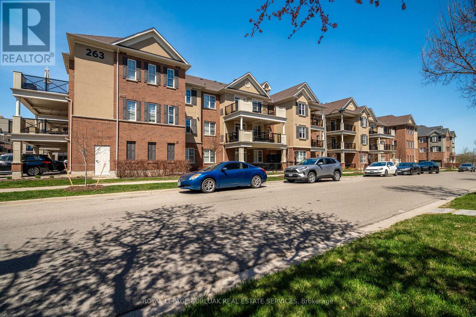 303 - 263 GEORGIAN DRIVE, Oakville, Ontario