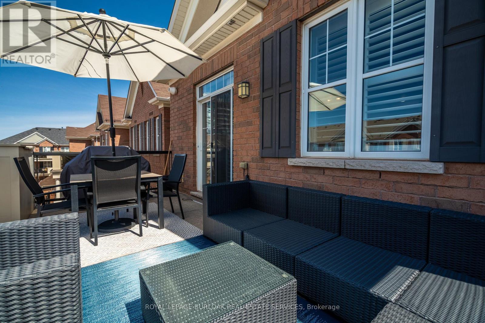 303 - 263 Georgian Drive, Oakville, Ontario  L6H 0L2 - Photo 25 - W12613858