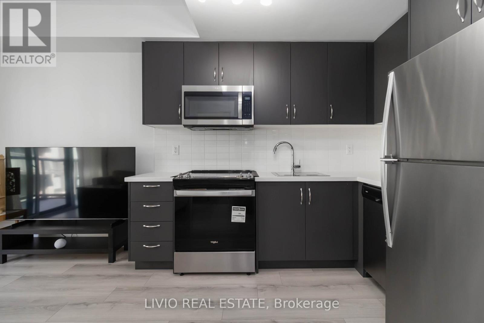 206 - 95 Attmar Drive, Brampton, Ontario L6P 0Y6 - Photo 16 - W12613868