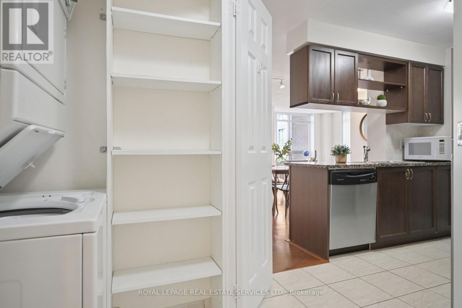 309 - 2391 Central Park Drive, Oakville, Ontario  L6H 0E4 - Photo 6 - W12613898