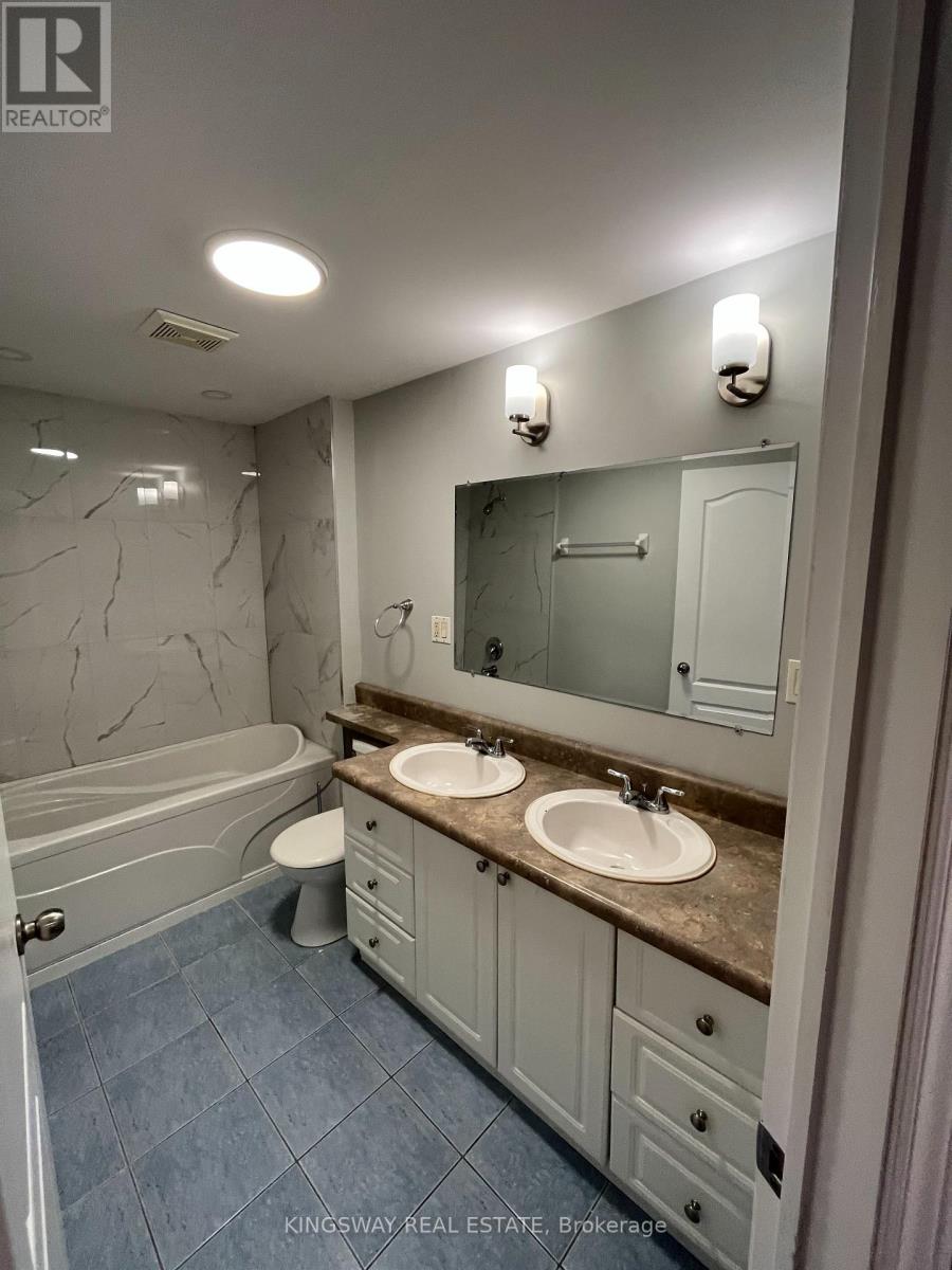 Rbsmt - 213 Royal York Road, Toronto, Ontario  M8V 2V5 - Photo 16 - W12613912