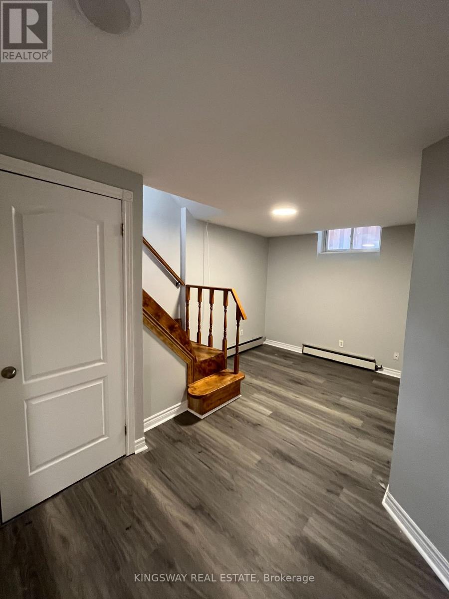 Rbsmt - 213 Royal York Road, Toronto, Ontario  M8V 2V5 - Photo 4 - W12613912