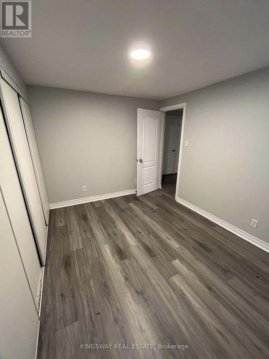 Rbsmt - 213 Royal York Road, Toronto, Ontario  M8V 2V5 - Photo 8 - W12613912