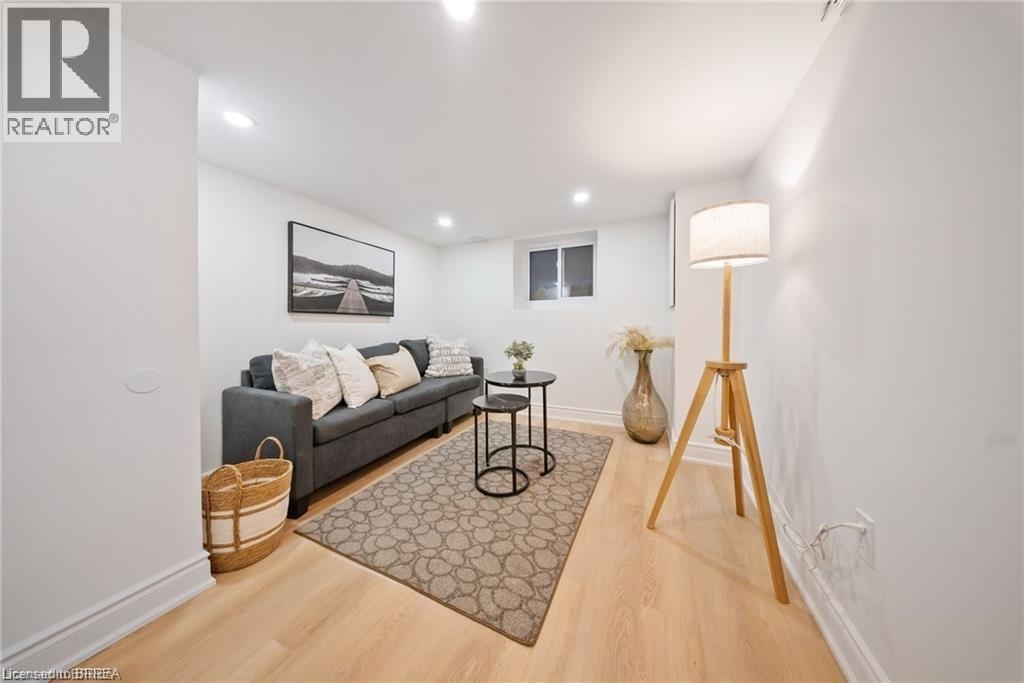 12 Carlyle Street, Brantford, Ontario  N3T 2C1 - Photo 13 - 40793063