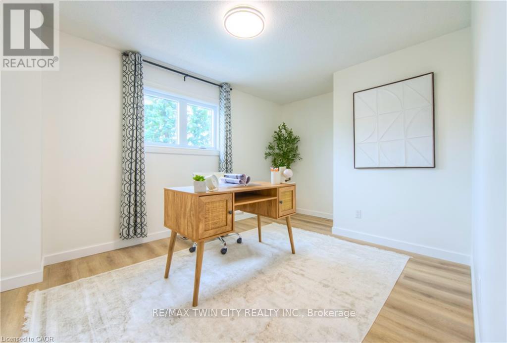 243 Highview Drive, Kitchener, Ontario  N2N 2K6 - Photo 23 - X12613826