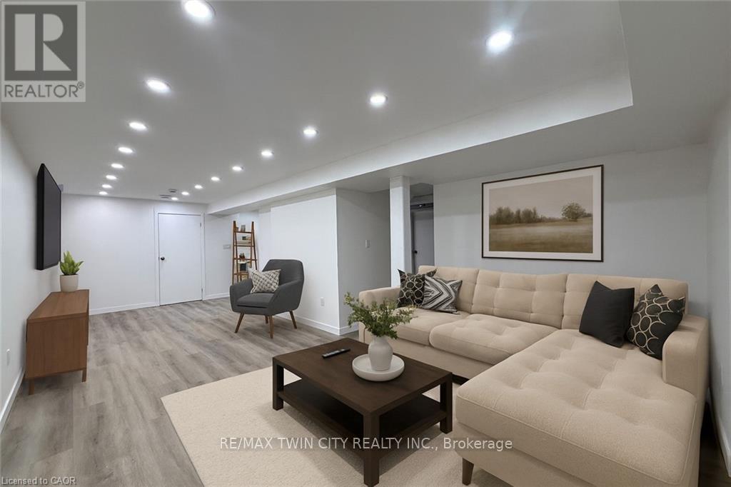 243 Highview Drive, Kitchener, Ontario  N2N 2K6 - Photo 27 - X12613826