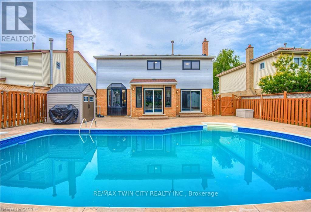 243 Highview Drive, Kitchener, Ontario  N2N 2K6 - Photo 29 - X12613826