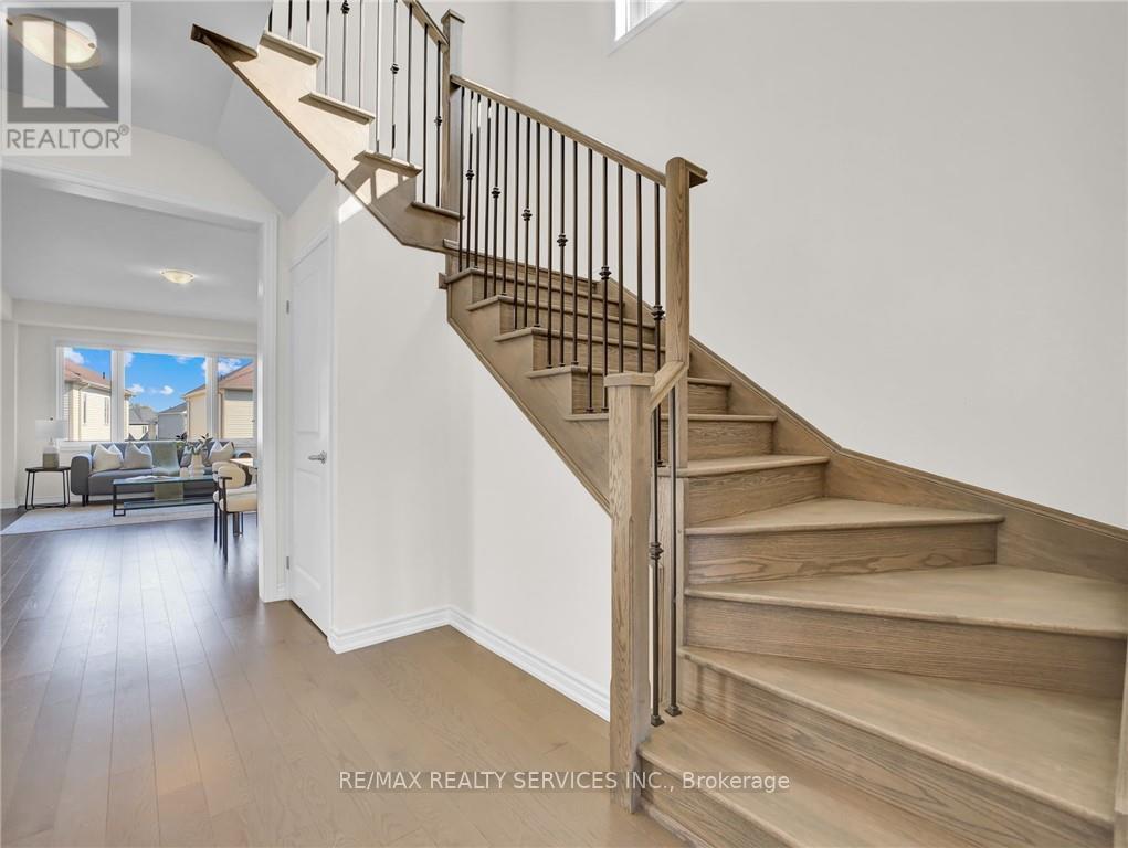 28 Ford Street, Brant, Ontario  N0E 1N0 - Photo 3 - X12613862