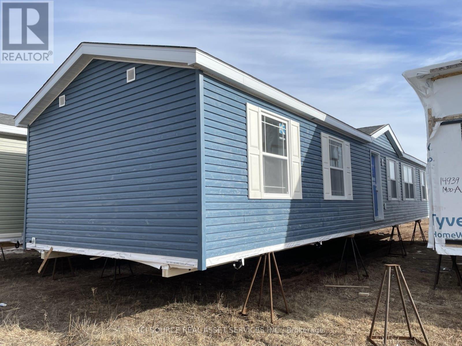 8910 Lynwood Park Private, Ottawa, Ontario  K0A 1V0 - Photo 3 - X12613906