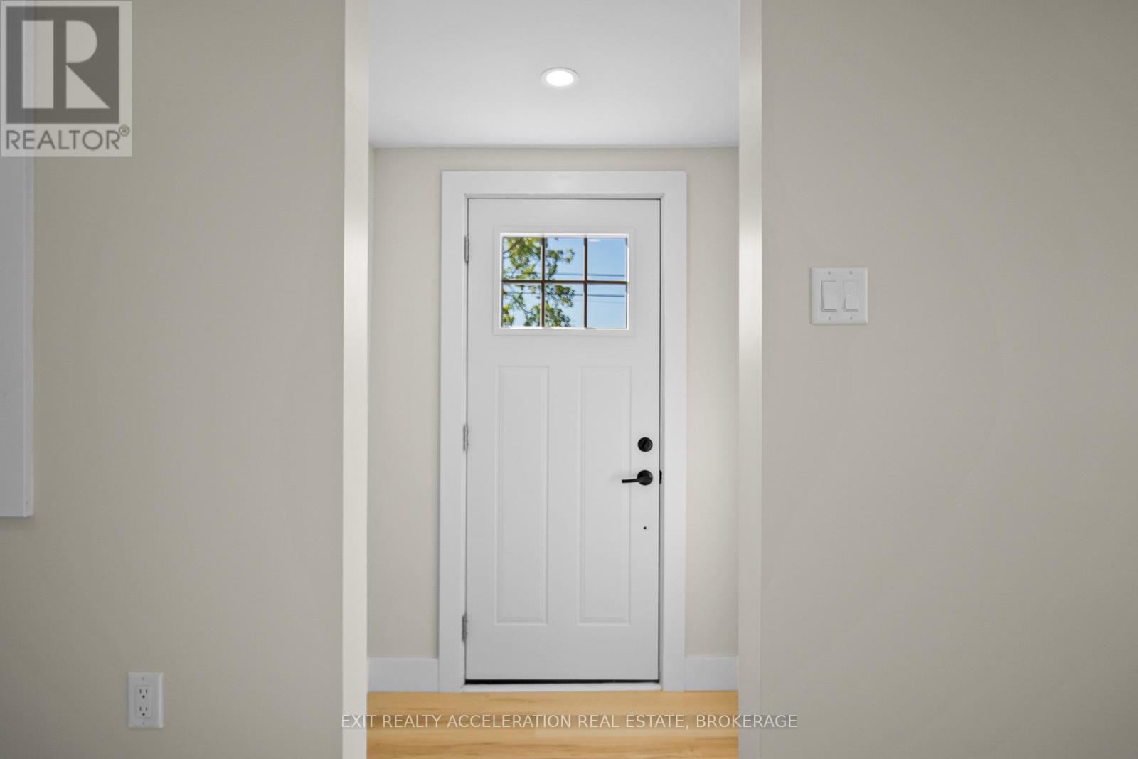 213 Belleville Road, Greater Napanee, Ontario  K7R 2R4 - Photo 13 - X12610288