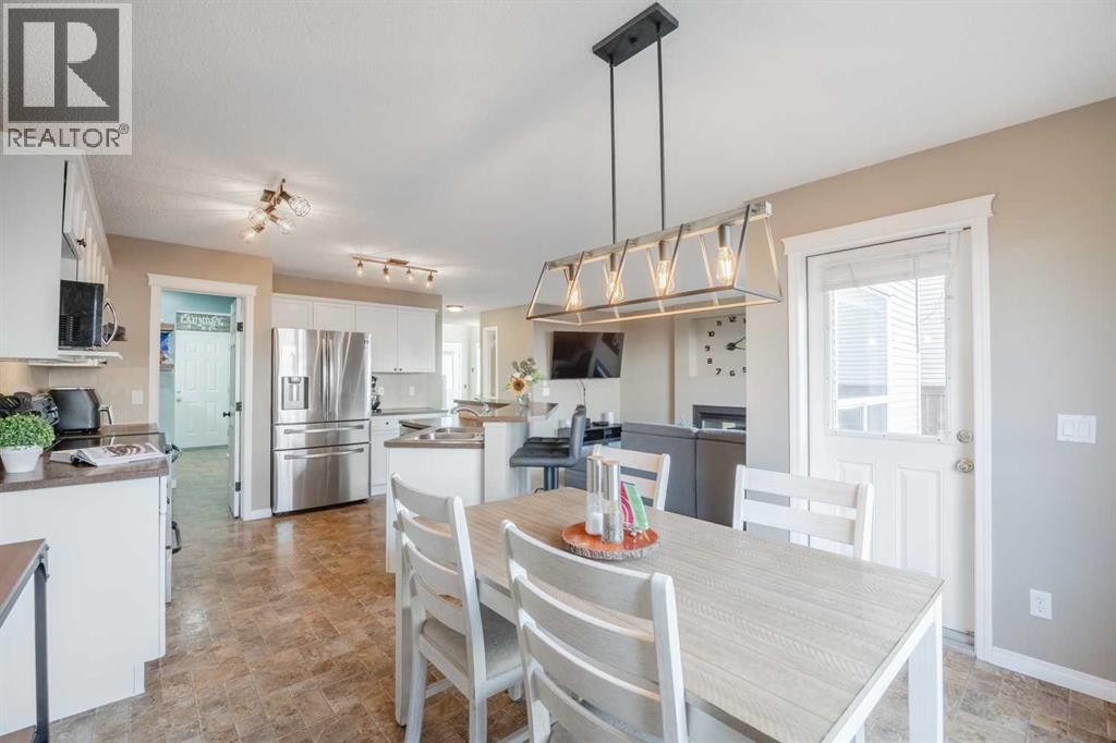 177 Silverado Range View Sw, Calgary, Alberta  T2X 0C8 - Photo 9 - A2268968