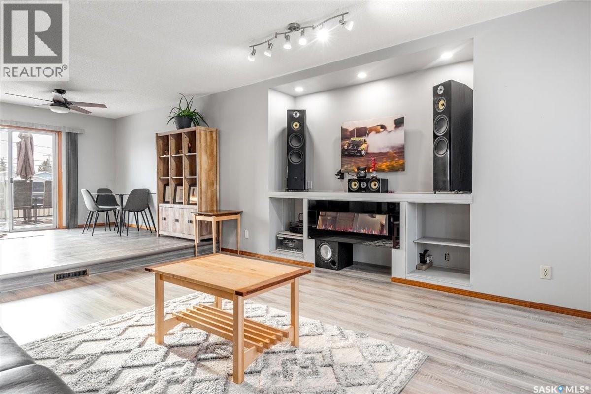 4317 3rd Avenue N, Regina, Saskatchewan  S4R 0X1 - Photo 13 - SK025403