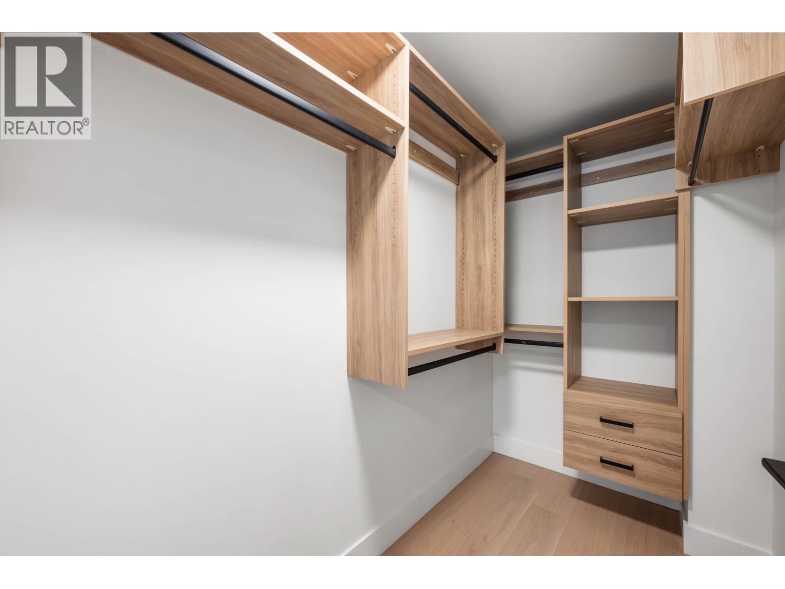 1 3065 Charles Street, Vancouver, British Columbia  V5K 3B6 - Photo 32 - R3072433