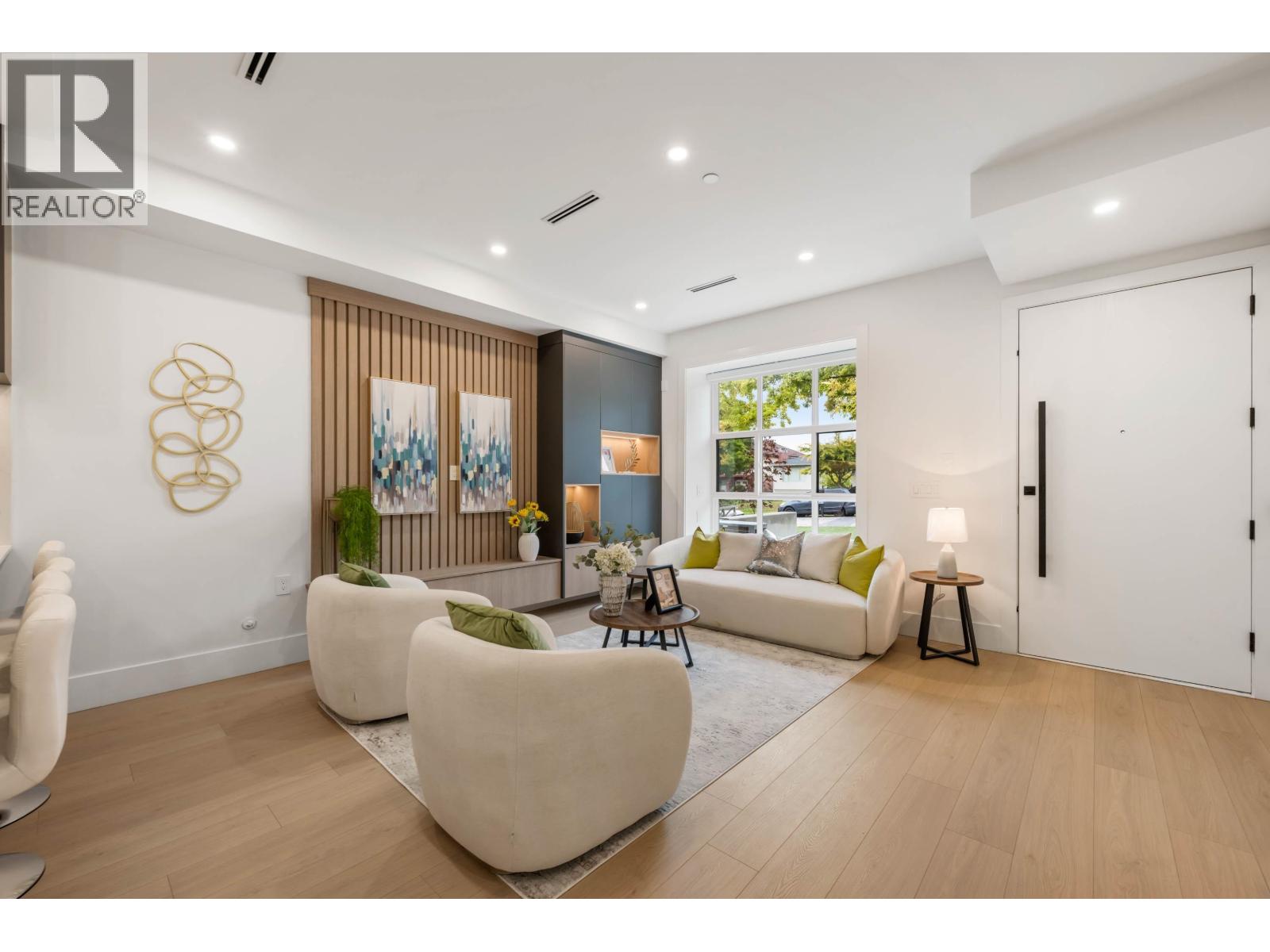 1 3065 Charles Street, Vancouver, British Columbia  V5K 3B6 - Photo 6 - R3072433