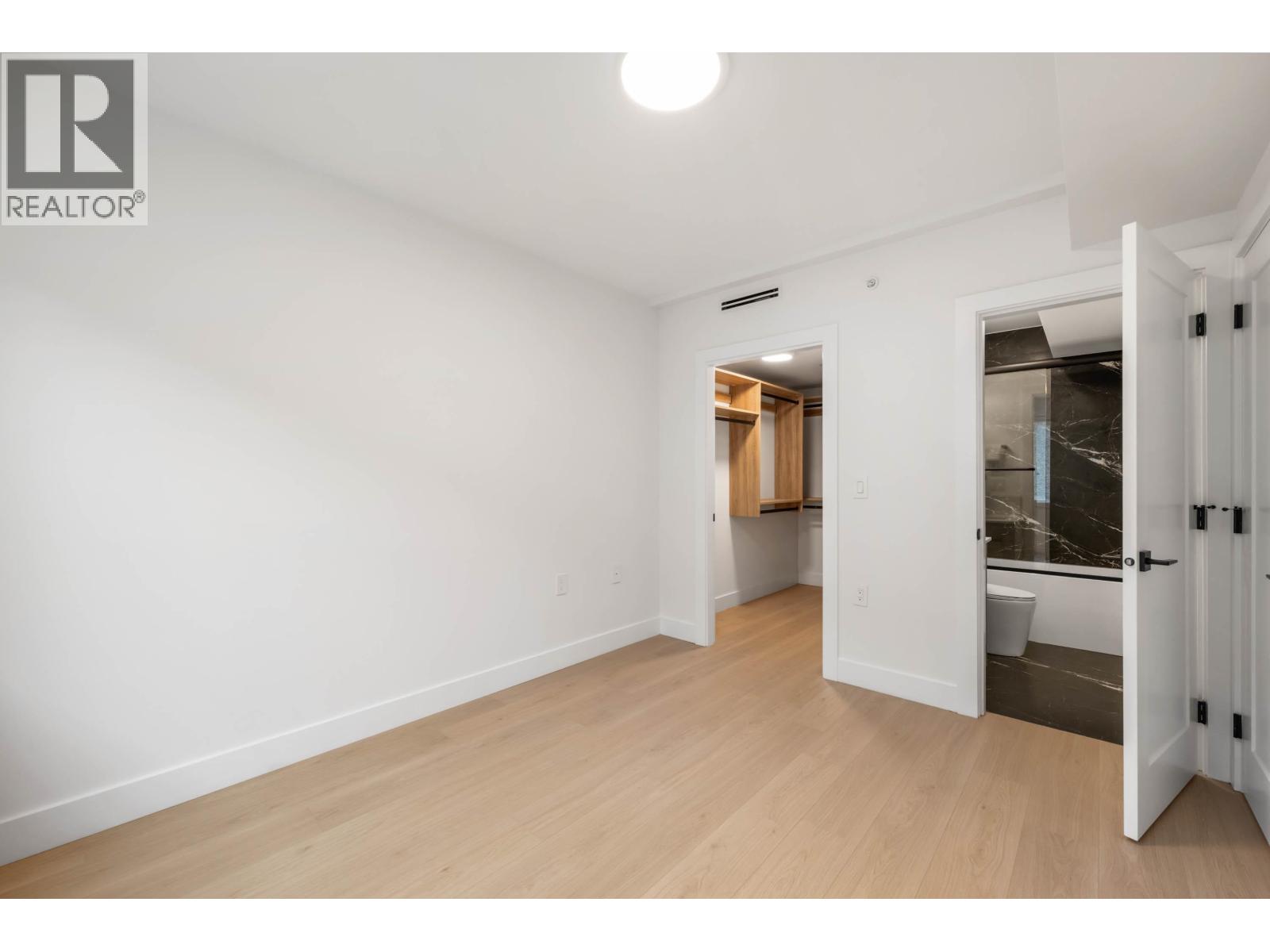 1 3065 Charles Street, Vancouver, British Columbia  V5K 3B6 - Photo 31 - R3072433