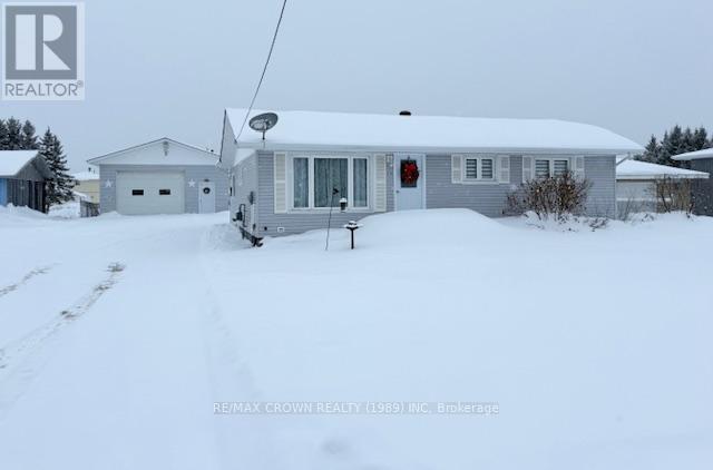 316 Government Road, Kapuskasing, Ontario  P0L 1M0 - Photo 1 - T12613960