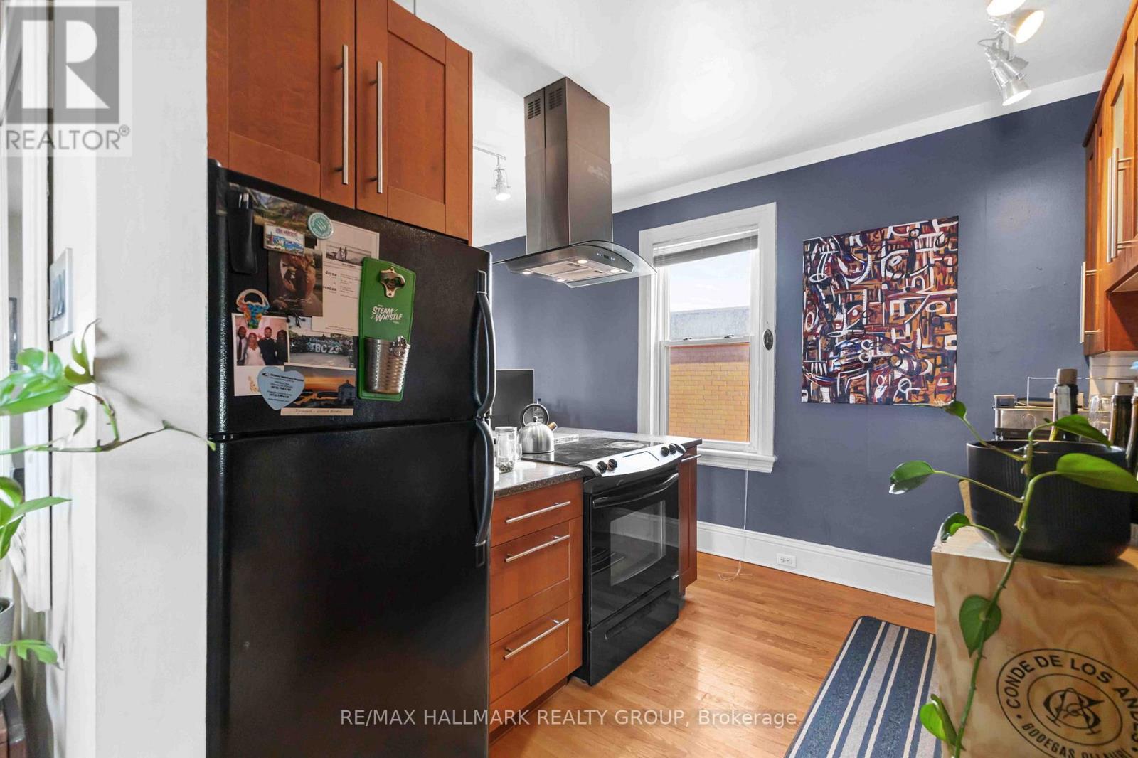 70 Anderson Street, Ottawa, Ontario  K1R 6T7 - Photo 22 - X12613958