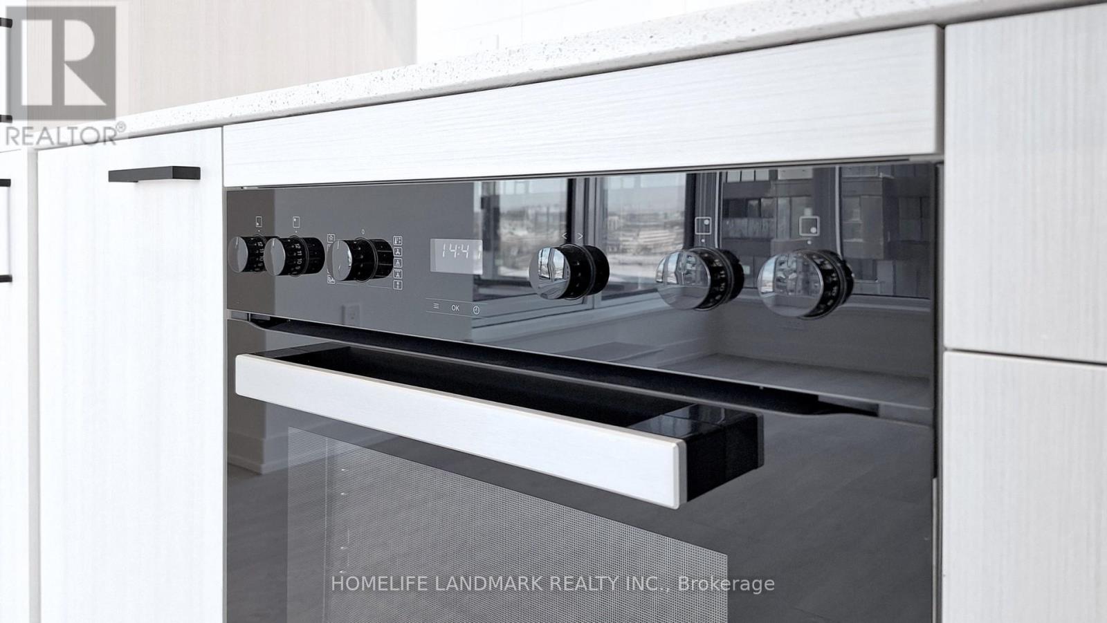 1520 - 1 Quarrington Lane, Toronto, Ontario  M3C 0S4 - Photo 22 - C12610400