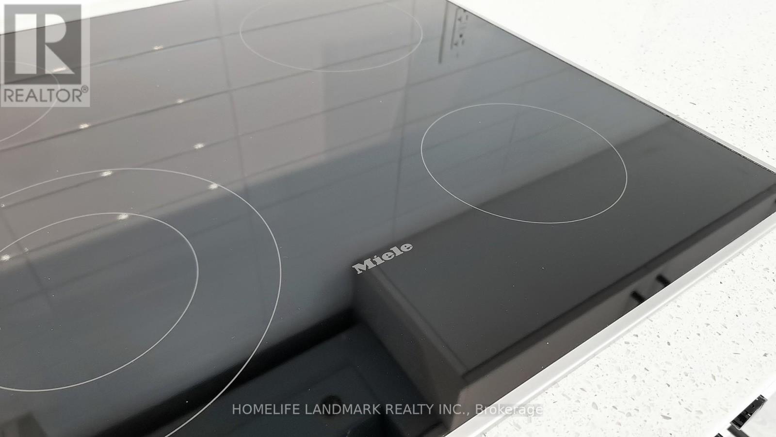 1520 - 1 Quarrington Lane, Toronto, Ontario  M3C 0S4 - Photo 25 - C12610400