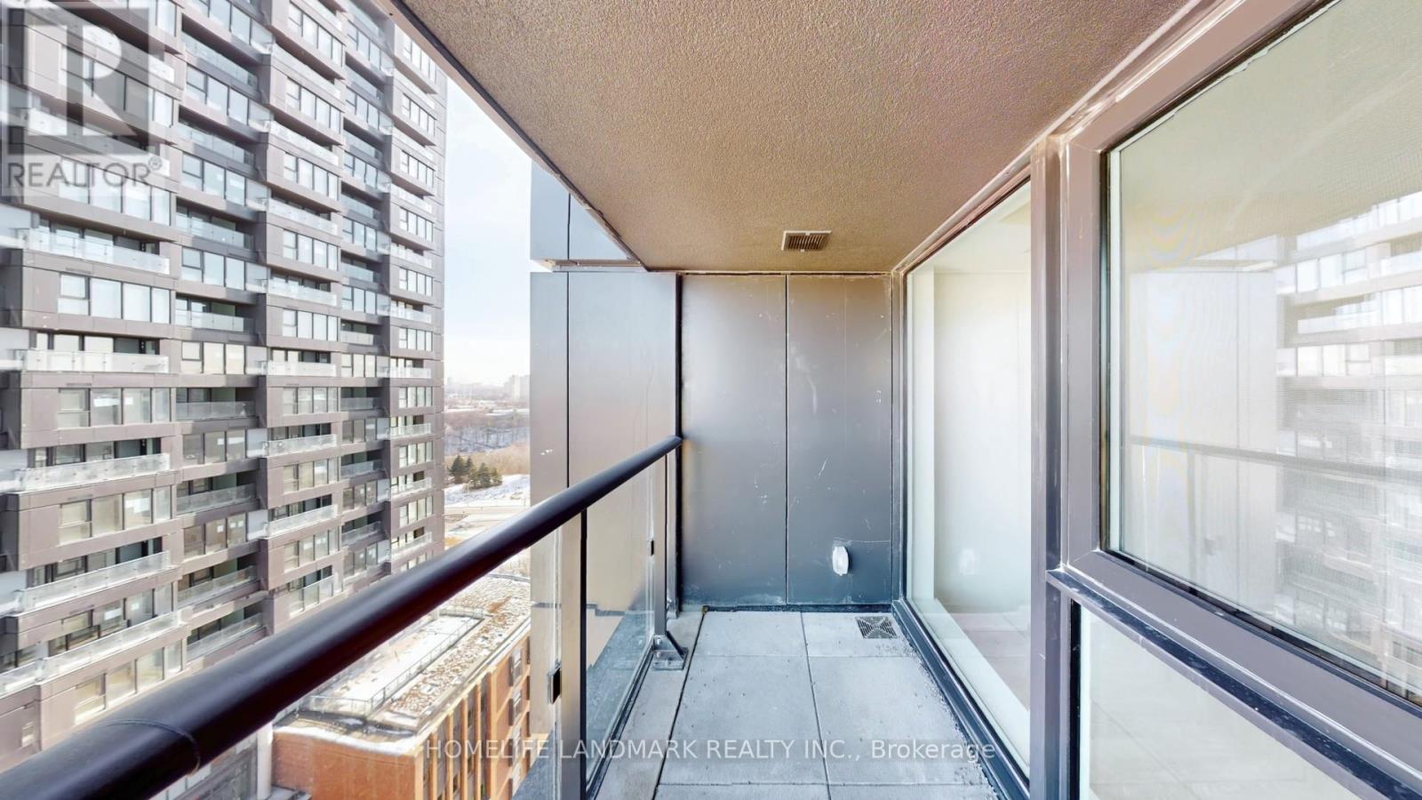 1520 - 1 Quarrington Lane, Toronto, Ontario  M3C 0S4 - Photo 41 - C12610400