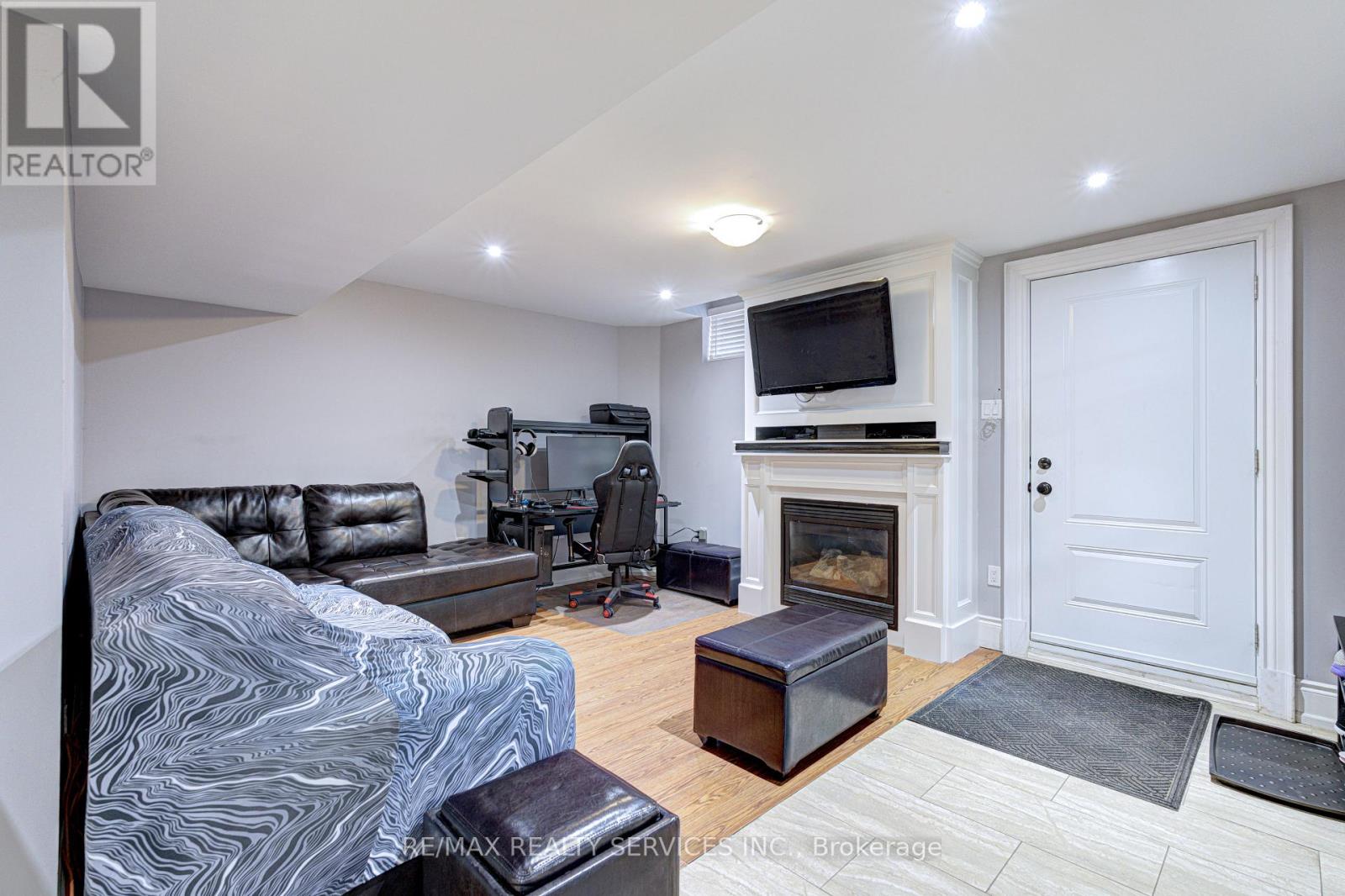 16 Fallgate Drive, Brampton, Ontario  L6X 0R5 - Photo 34 - W12587518