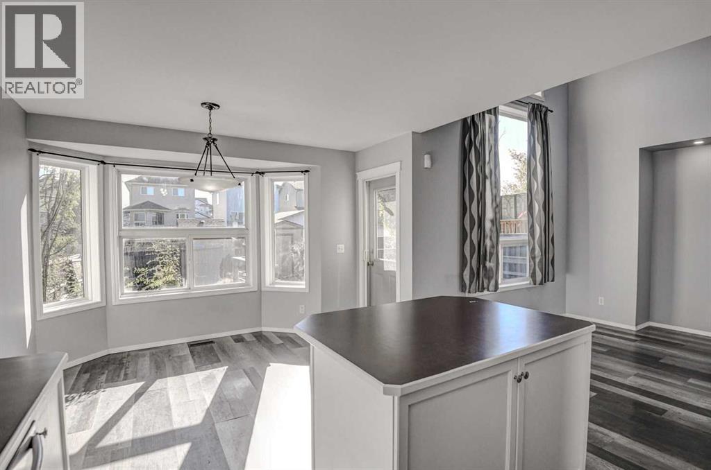 61 Everstone Avenue Sw, Calgary, Alberta  T2Y 4J6 - Photo 12 - A2265291