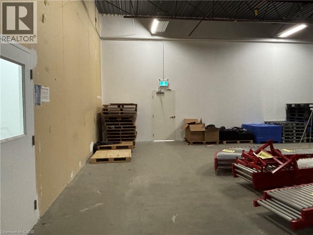 835 Harrington Court Unit# 101-E & 101-C, Burlington, Ontario  L7N 3P3 - Photo 9 - 40761459