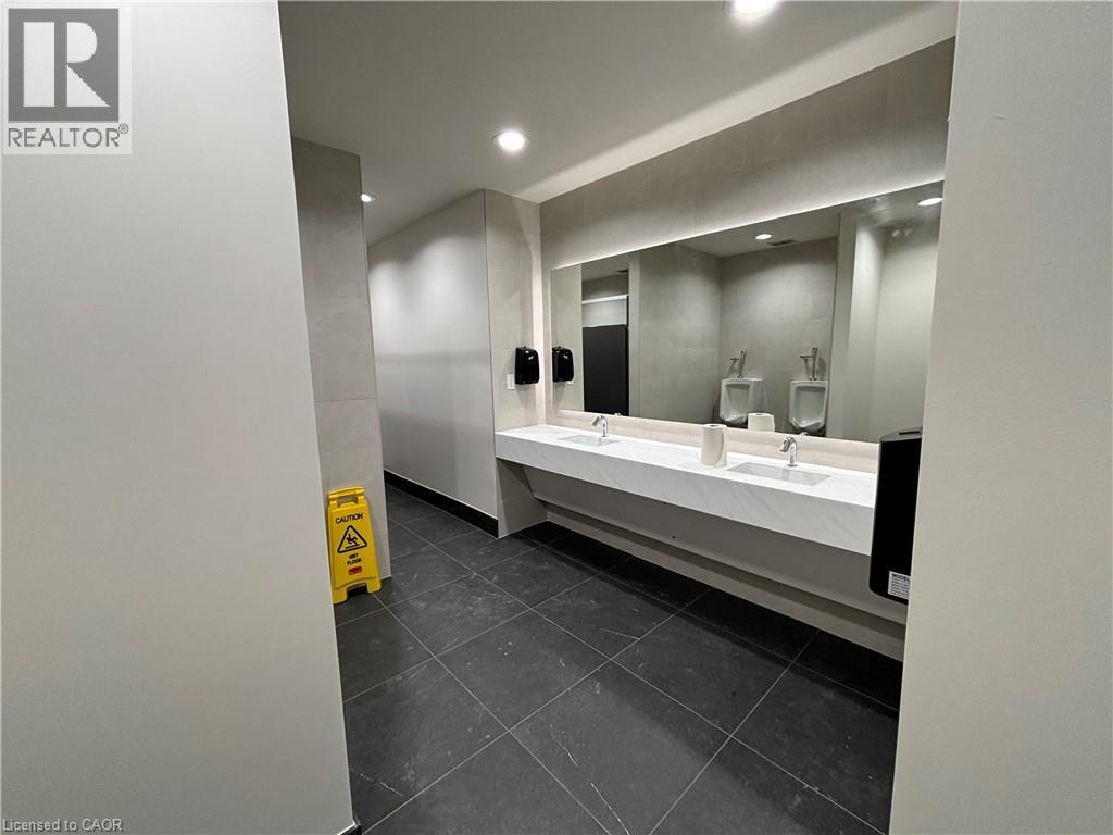 835 Harrington Court Unit# 101-E & 101-C, Burlington, Ontario  L7N 3P3 - Photo 5 - 40761459