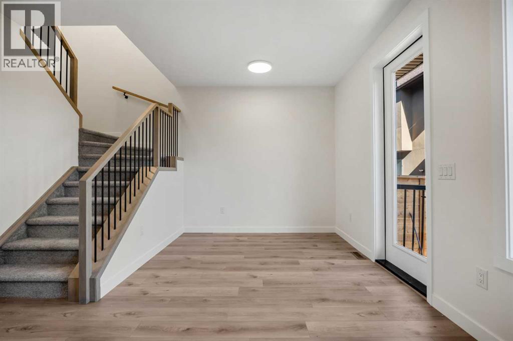 2352 7 Street Nw, Calgary, Alberta  T2M 1T1 - Photo 5 - A2270005