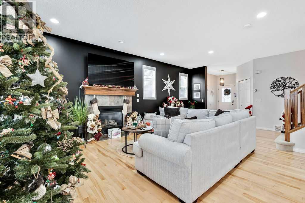 155 Cimarron Grove Circle, Okotoks, Alberta  T1S 2M1 - Photo 5 - A2274025