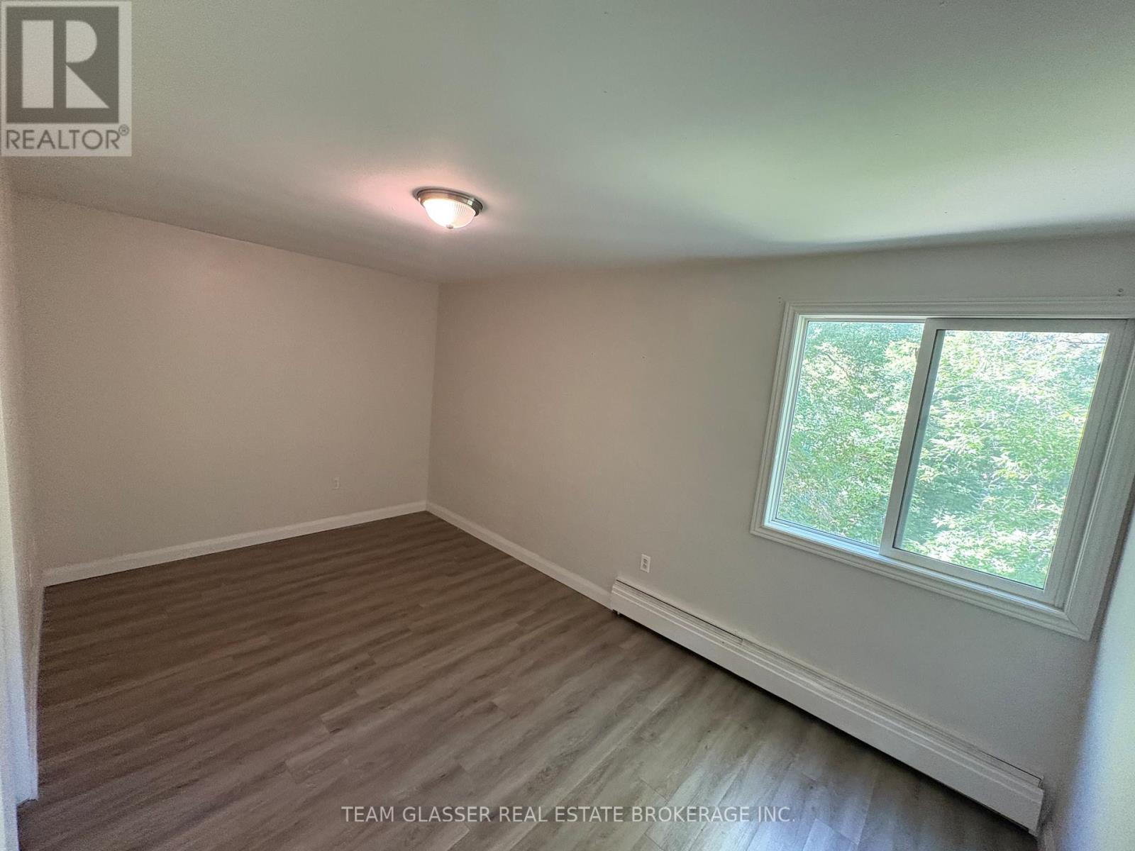 301 - 52 Hiawatha Street, St. Thomas, Ontario  N5P 2T4 - Photo 12 - X12613788