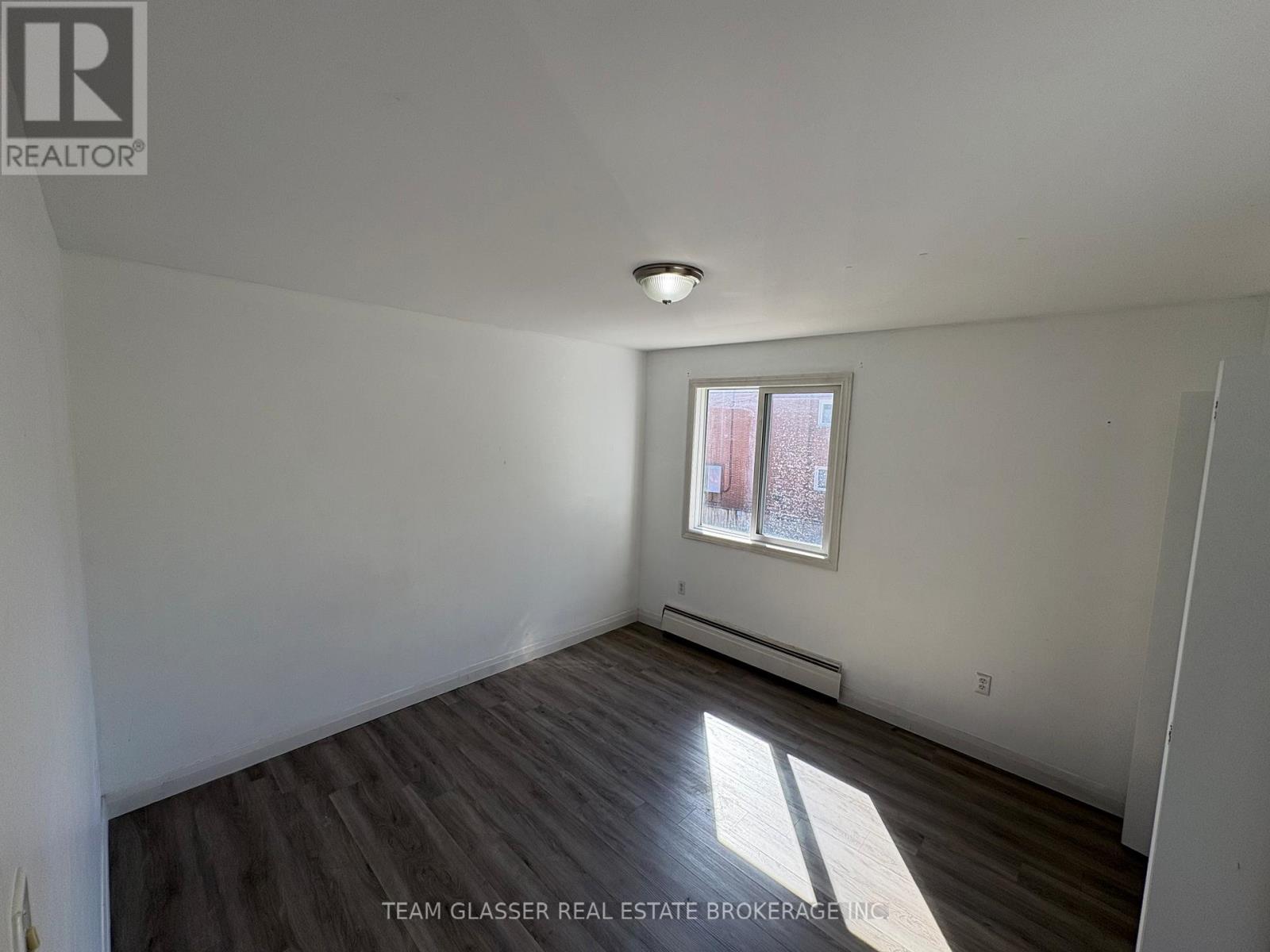 301 - 52 Hiawatha Street, St. Thomas, Ontario  N5P 2T4 - Photo 16 - X12613788