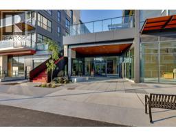 564 422 E 3RD STREET, North Vancouver, British Columbia