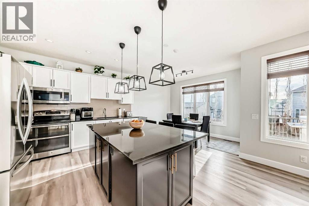 104 Viewpointe Terrace, Chestermere, Alberta  T1X 0R1 - Photo 6 - A2271501