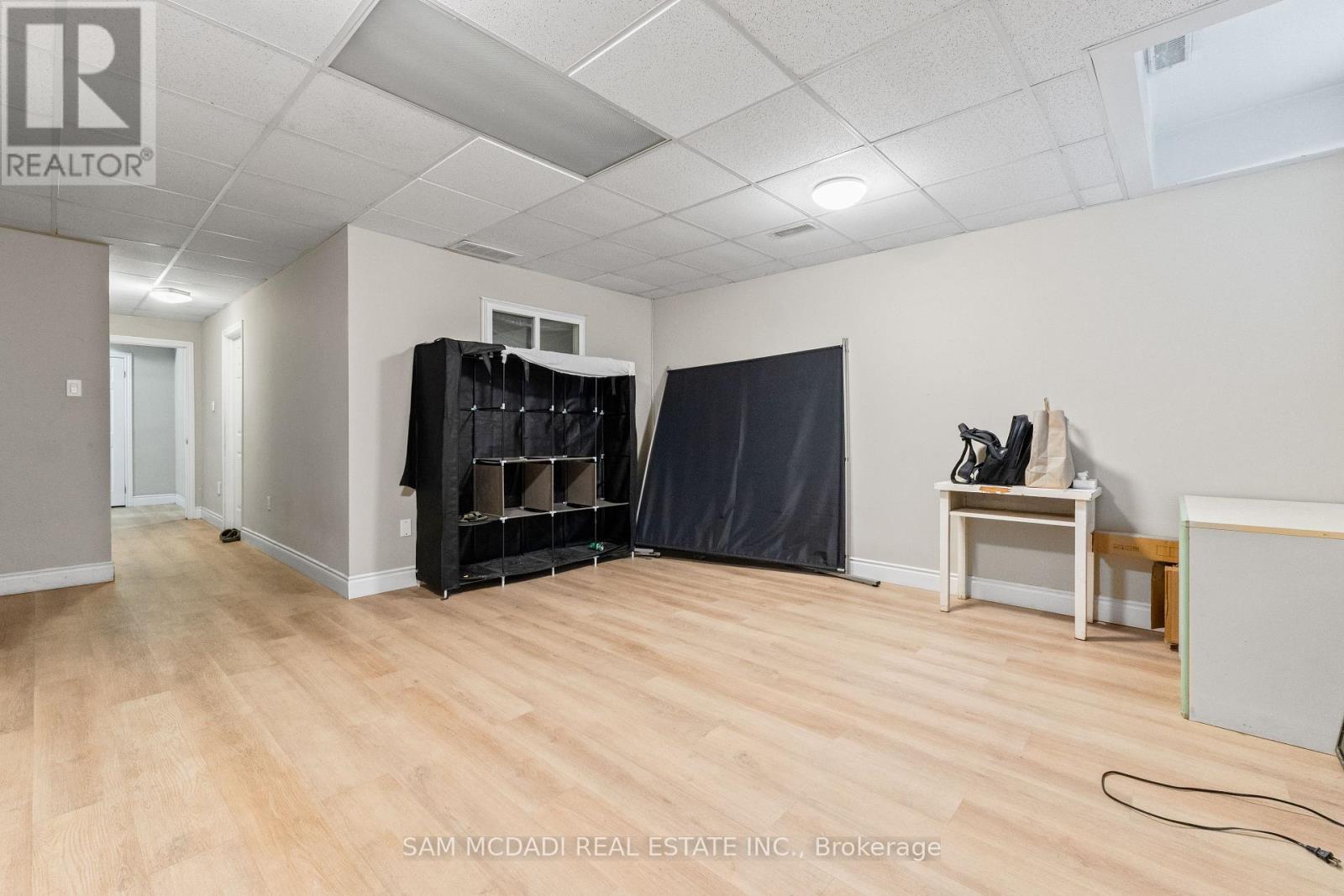 1073 Gabriel Place, Burlington, Ontario  L7R 4J6 - Photo 30 - W12613948