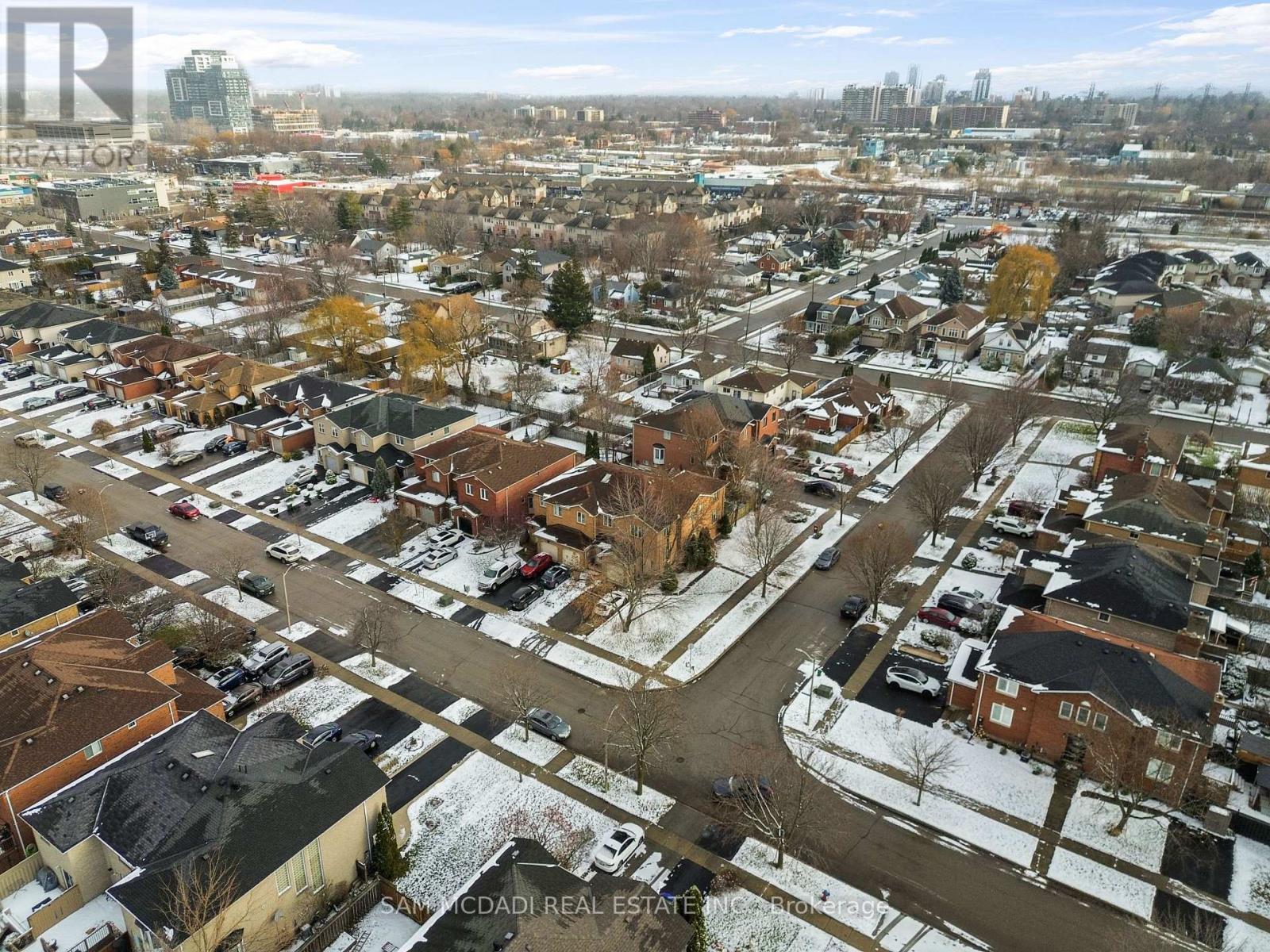 1073 Gabriel Place, Burlington, Ontario  L7R 4J6 - Photo 41 - W12613948